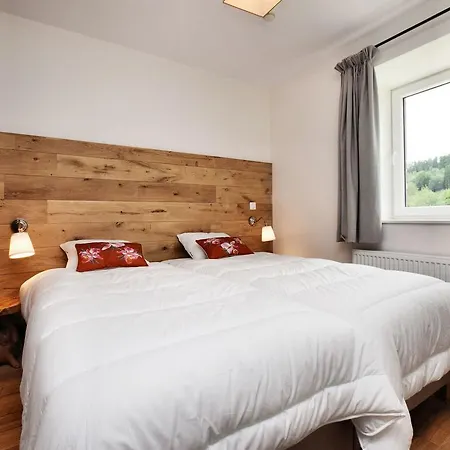 Combination Of Two Beautiful Luxuriously Renovated Homes With En Bathrooms Nyaraló Libin