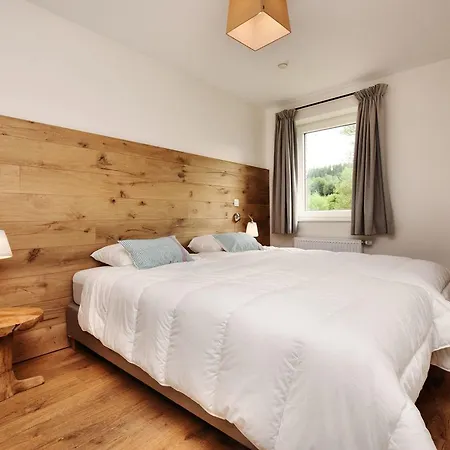 Combination Of Two Beautiful Luxuriously Renovated Homes With En Bathrooms Libin