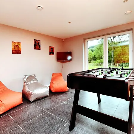 Combination Of Two Beautiful Luxuriously Renovated Homes With En Bathrooms * Libin